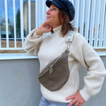 Handmade Leather Bum Bag, Funny Pack – Stylish, Practical for Everyday Use - Radka Sillerova Atelier  